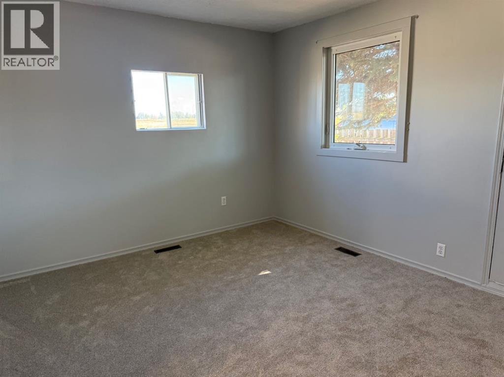 1239 41 Avenue N - 20