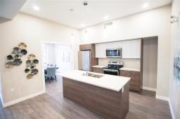Ph05 70 Philip Lee Drive, Winnipeg, MB R3W0N6 Photo 21