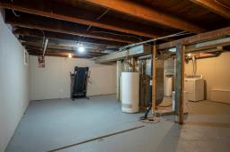 227 Melrose Avenue, Winnipeg, MB R2C1N7 Photo 12