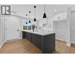 2022 12 Avenue SW - photo 20