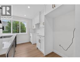 2022 12 Avenue SW - photo 23