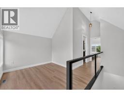2022 12 Avenue SW - photo 31