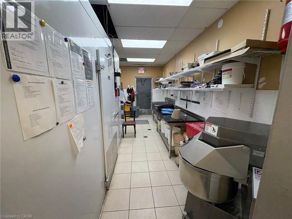 4293 KING Street E Unit# 2, Kitchener — photo 8