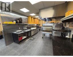 4293 King Street E Unit# 2, Kitchener, ON N2P2E9 Photo 7