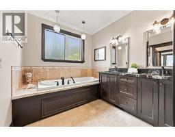 31 Montenaro Bay, Cochrane Lake, AB T4C0A5 Photo 28