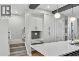 242 Southbow Avenue, Cochrane, AB T4C3R1 Photo 14