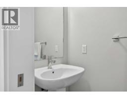 242 Southbow Avenue, Cochrane, AB T4C3R1 Photo 21