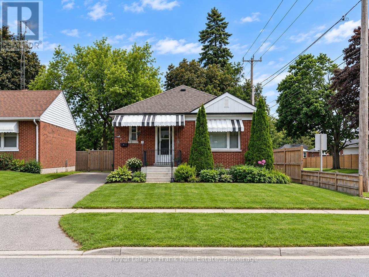 337 Cadillac Avenue South, Oshawa, ON