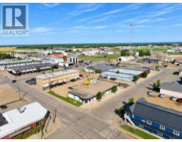 10014 100 Ave, La Crete, AB T0H2H0 Photo 10