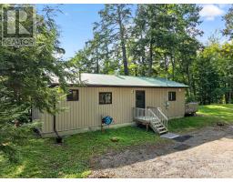 Primary Bedroom - 2 Ub6a Road, Rideau Lakes, ON K0E0B3 Photo 7
