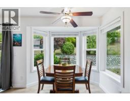 Kitchen - 2151 11th Ave, Port Alberni, BC V9T7T8 Photo 10
