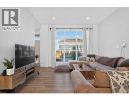 4pc Bathroom - 191 Magnolia Way Se, Calgary, AB T3M3M7 Photo 6