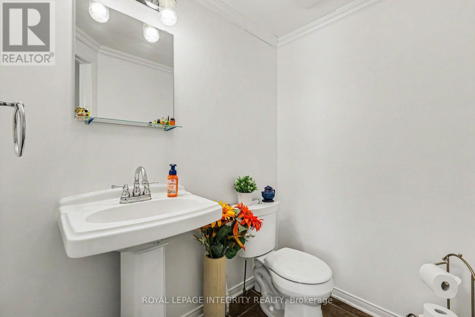 102 HAWKTREE RIDGE - 13