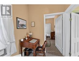91 Main Street E, Grimsby, ON L3M1N6 Photo 33