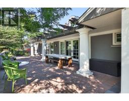 300 Lake Promenade, Toronto, ON M8W1B4 Photo 29
