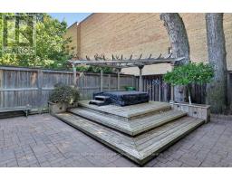 300 Lake Promenade, Toronto, ON M8W1B4 Photo 37