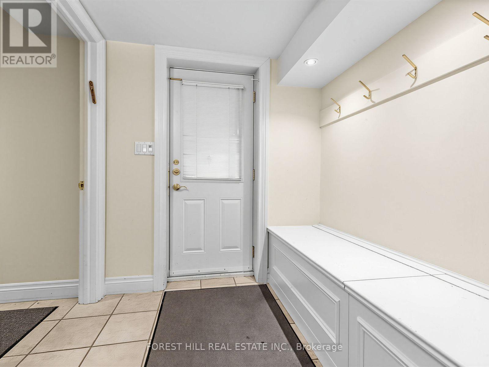 235 HILLHURST BOULEVARD - 36