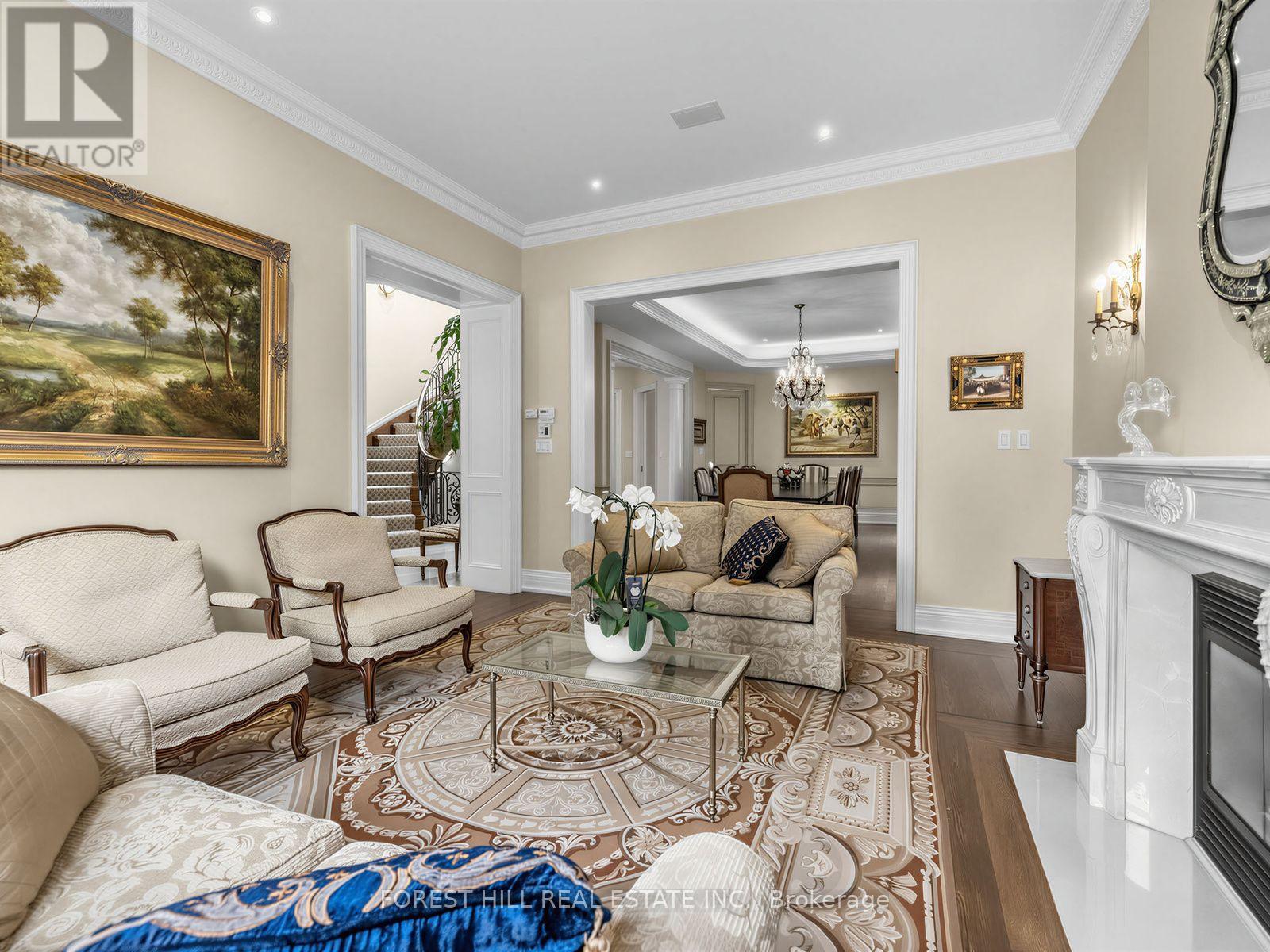 235 HILLHURST BOULEVARD - 9