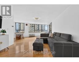 2106 - 270 Queens Quay W, Toronto, ON M5J2N4 Photo 7