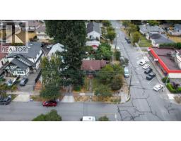 2547 Empire St, Victoria, BC V8T3M5 Photo 8