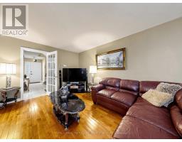 Kitchen - 32 Rotary Drive, Toronto, ON M1B2J1 Photo 10