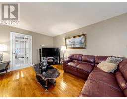 Bedroom 3 - 32 Rotary Drive, Toronto, ON M1B2J1 Photo 7