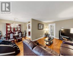 Sitting room - 32 Rotary Drive, Toronto, ON M1B2J1 Photo 9