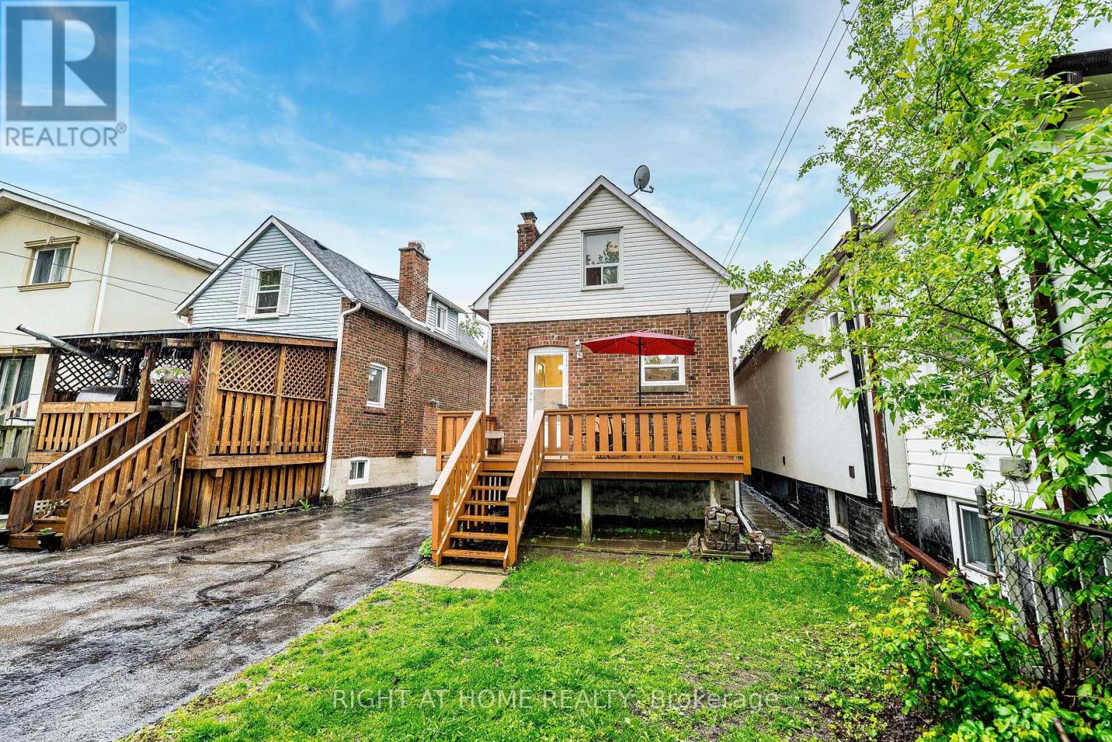 8 SAVOY AVENUE - Image 41