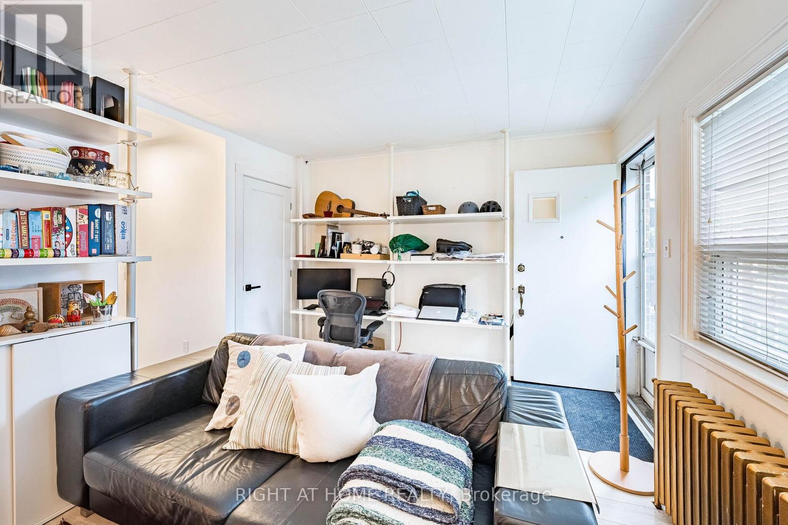 8 SAVOY AVENUE, Toronto (Woodbine-Lumsden) — photo 9