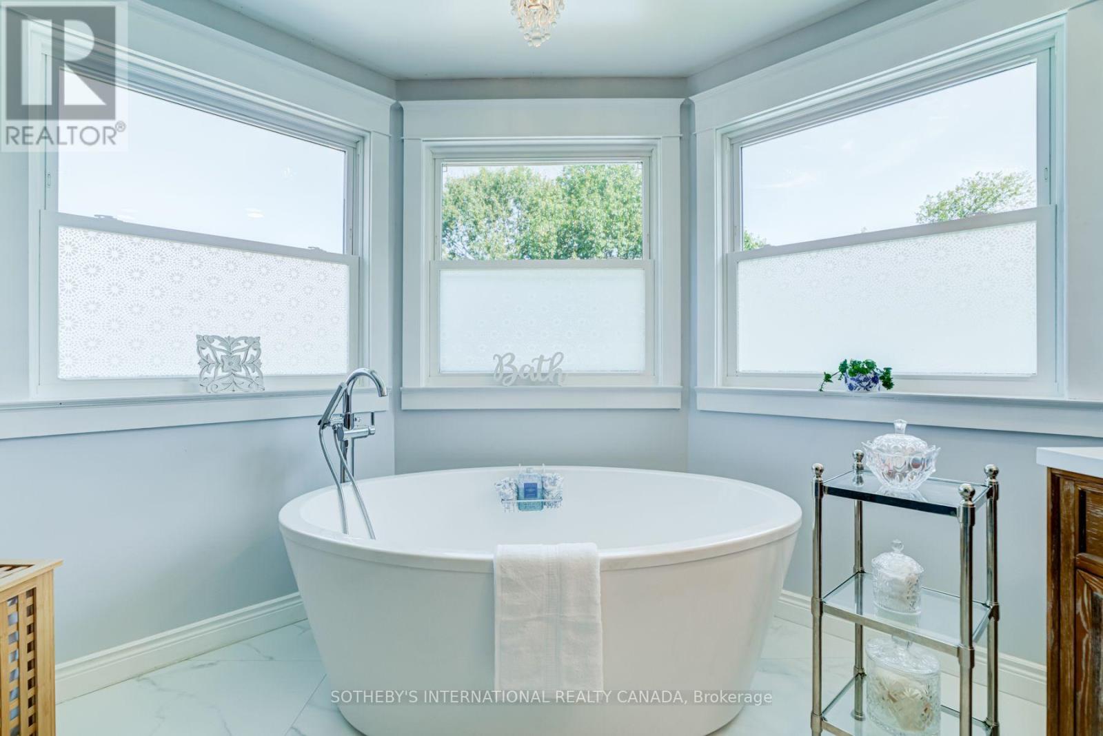 14 Munday Court, Clarington, ON photo 23