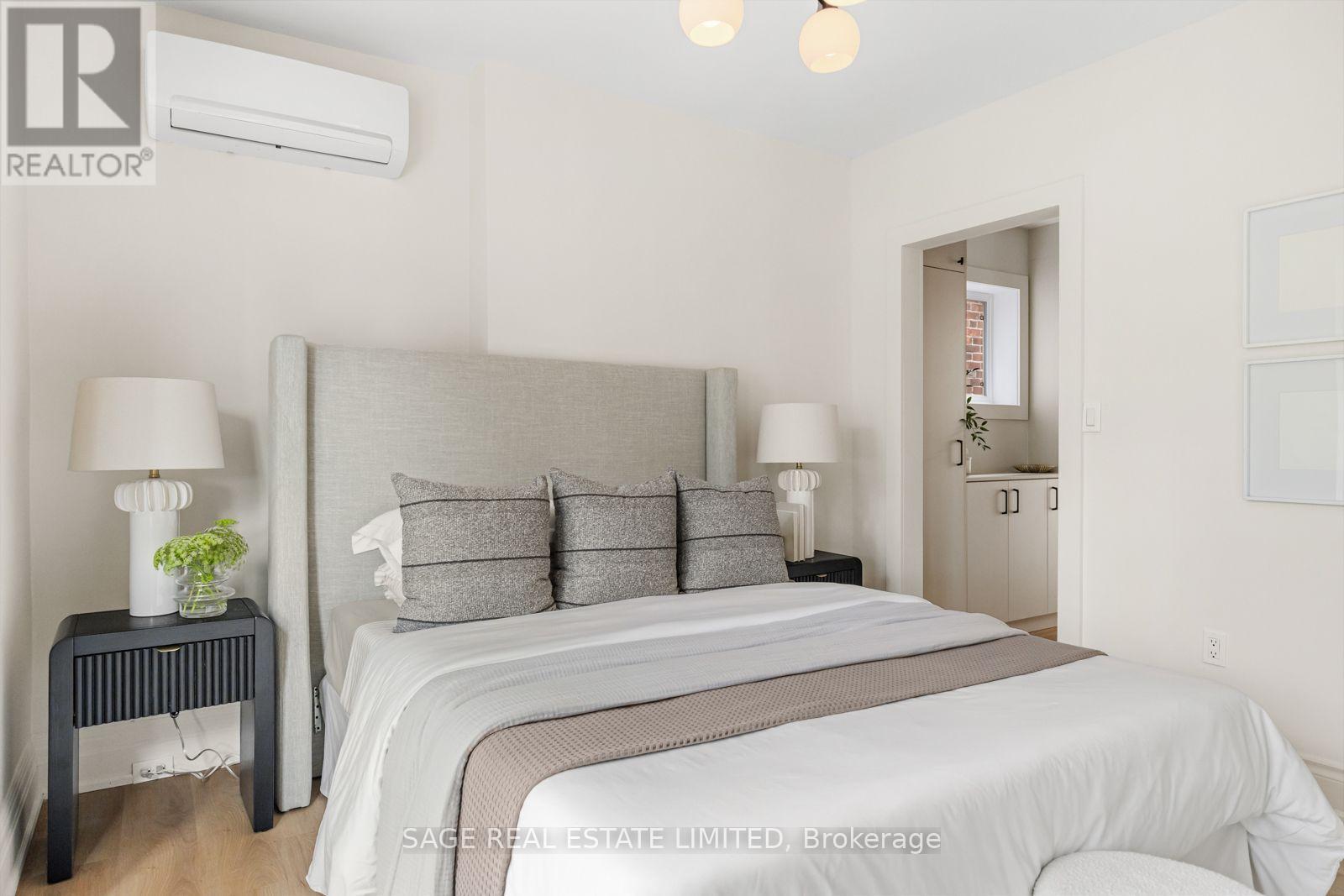 11 BERTMOUNT AVENUE - 15