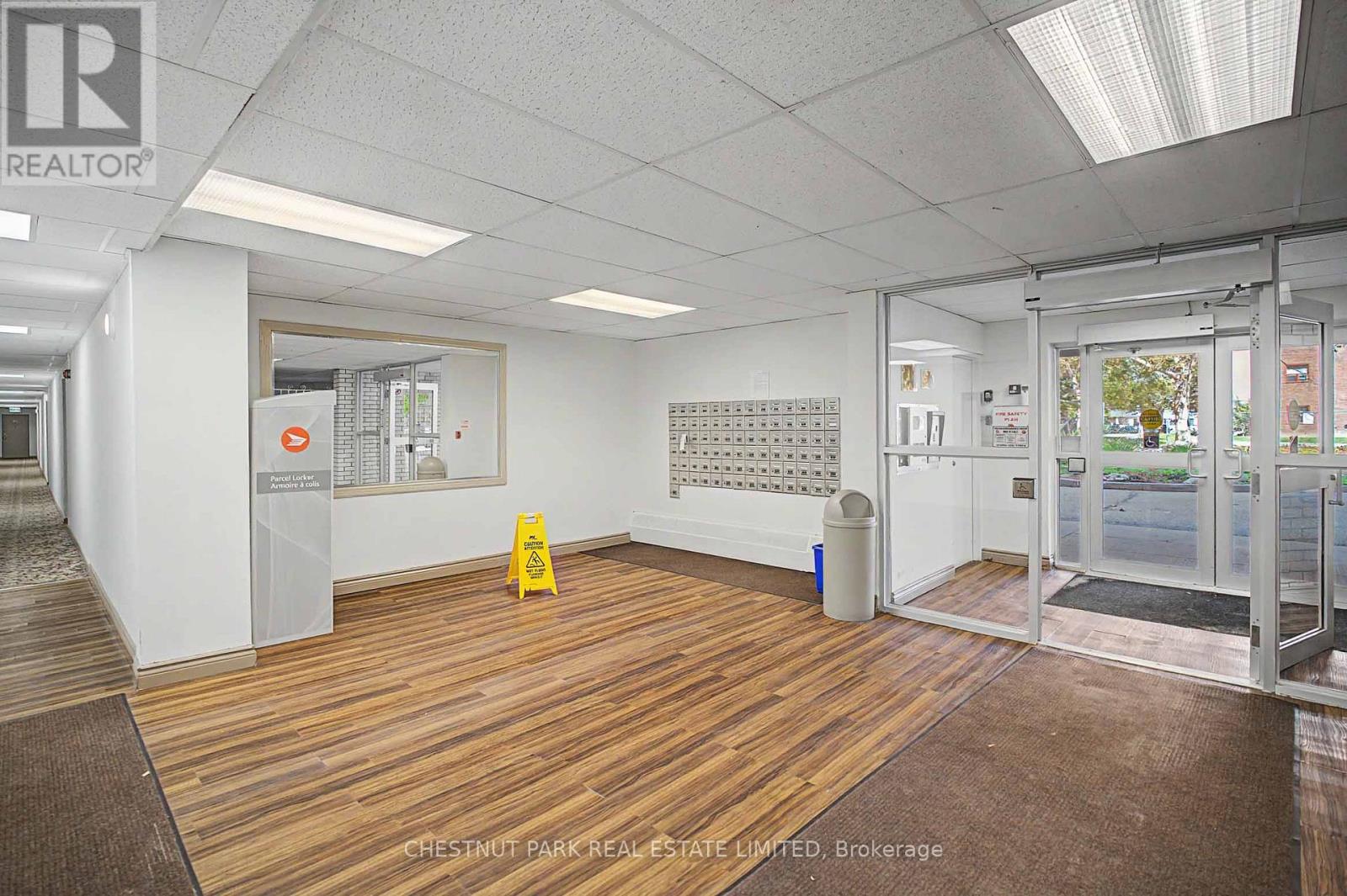 406 - 900 GLEN STREET, Oshawa (Lakeview) — photo 4