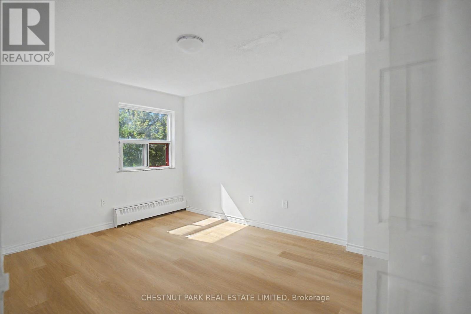 406 - 900 GLEN STREET, Oshawa (Lakeview) — photo 6