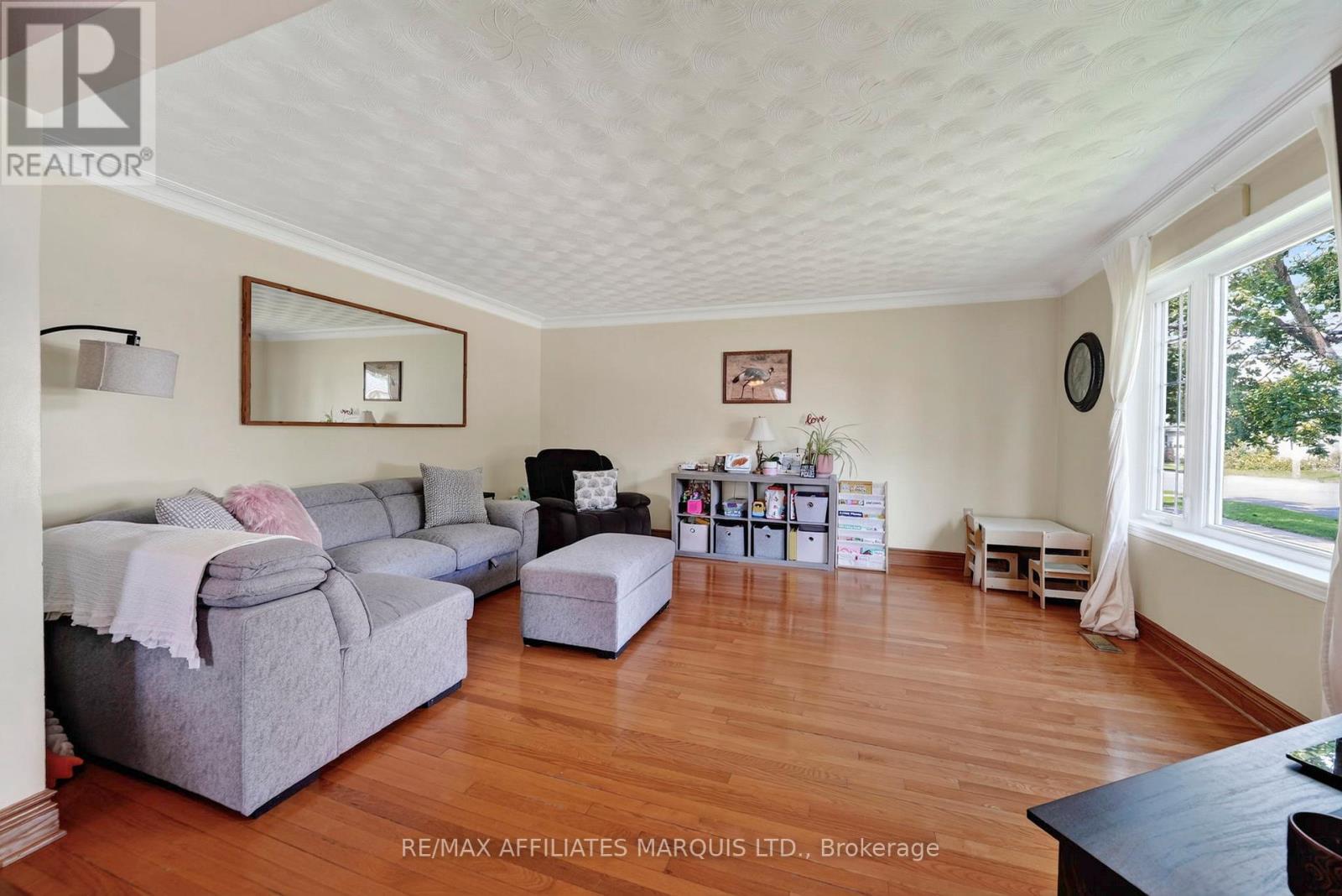 137 JARVIS STREET, Cornwall — photo 5