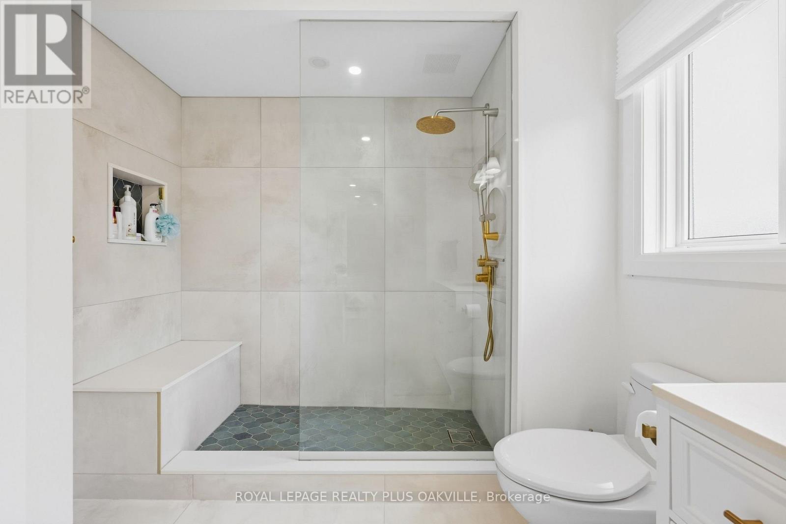 58 MCLEOD DRIVE - Image 32