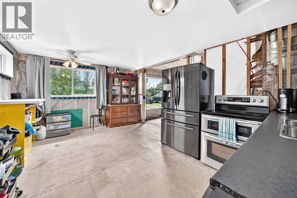1901 22 Avenue - Image 12