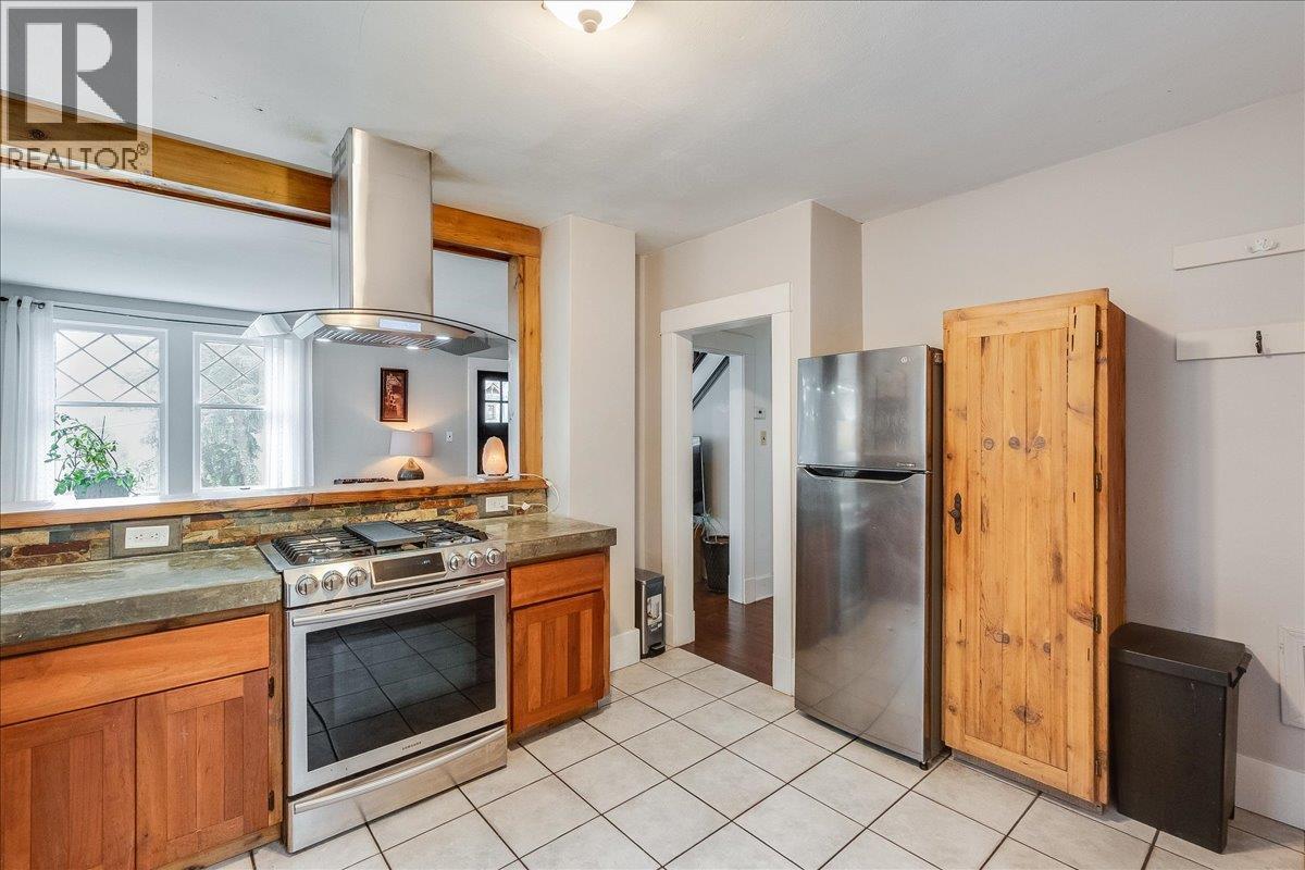 1008 OBSERVATORY Street - 13