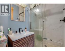 1008 Observatory Street, Nelson, BC V1L5P3 Photo 33