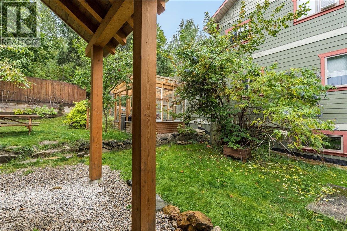 1008 OBSERVATORY Street - Image 39