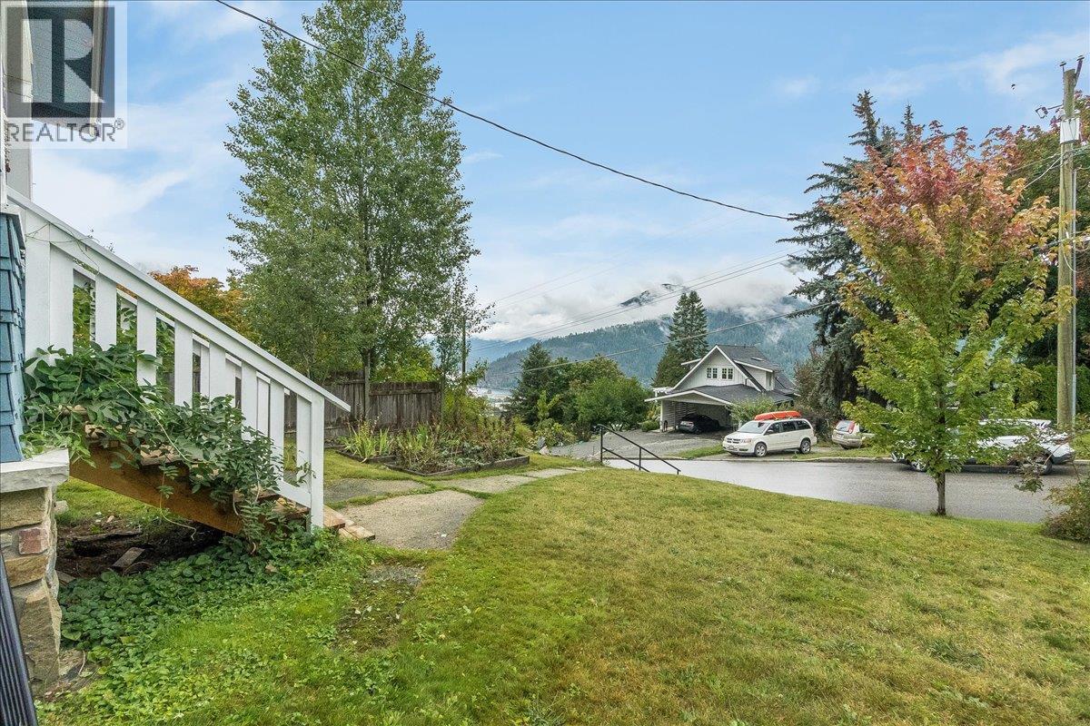 1008 OBSERVATORY Street - Image 45