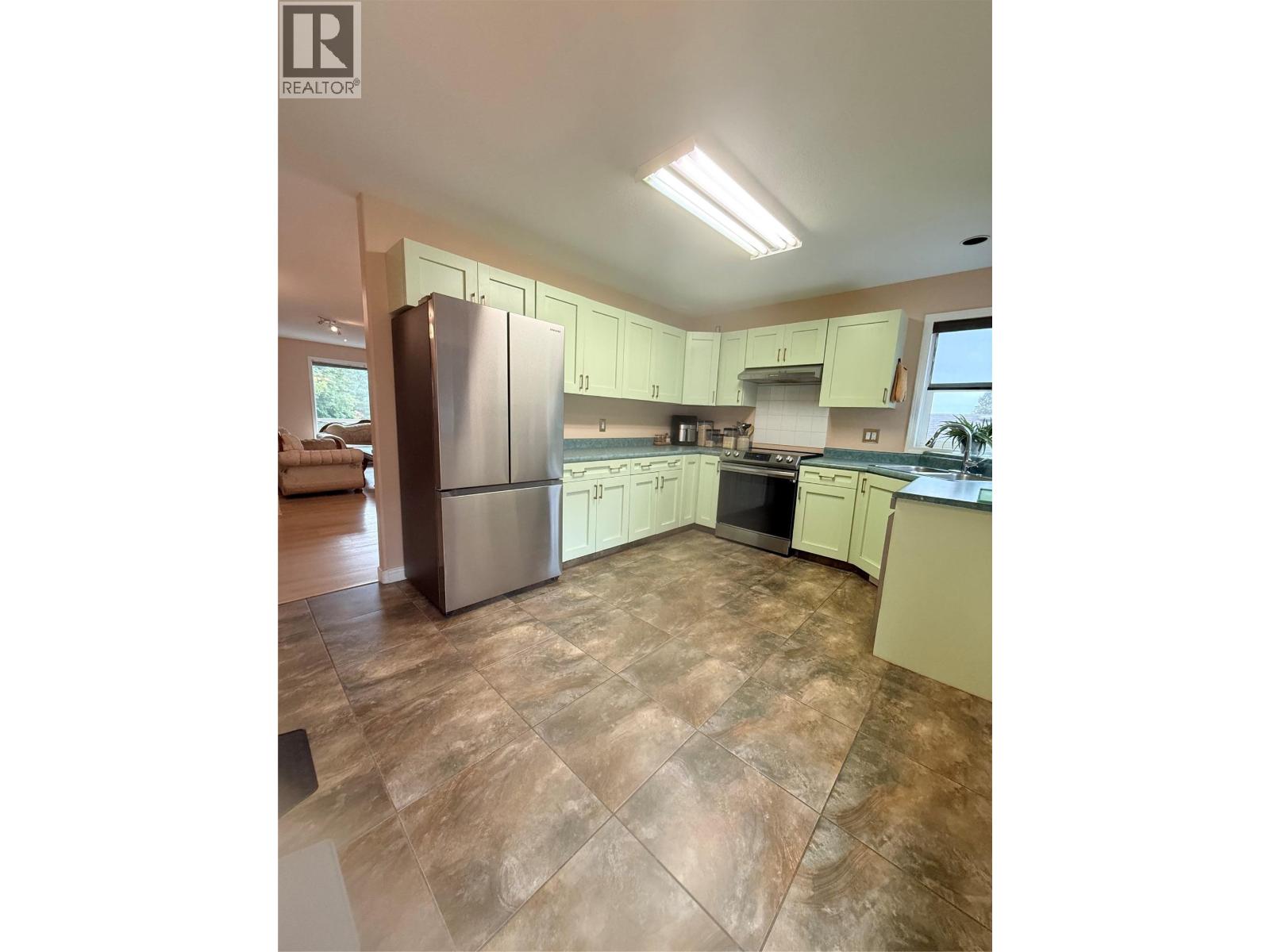  154 Ritchie Court, Kelowna