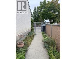 154 Ritchie Court, Kelowna, BC V1V1Z2 Photo 38