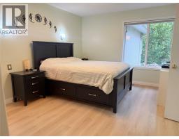 154 Ritchie Court, Kelowna, BC V1V1Z2 Photo 25