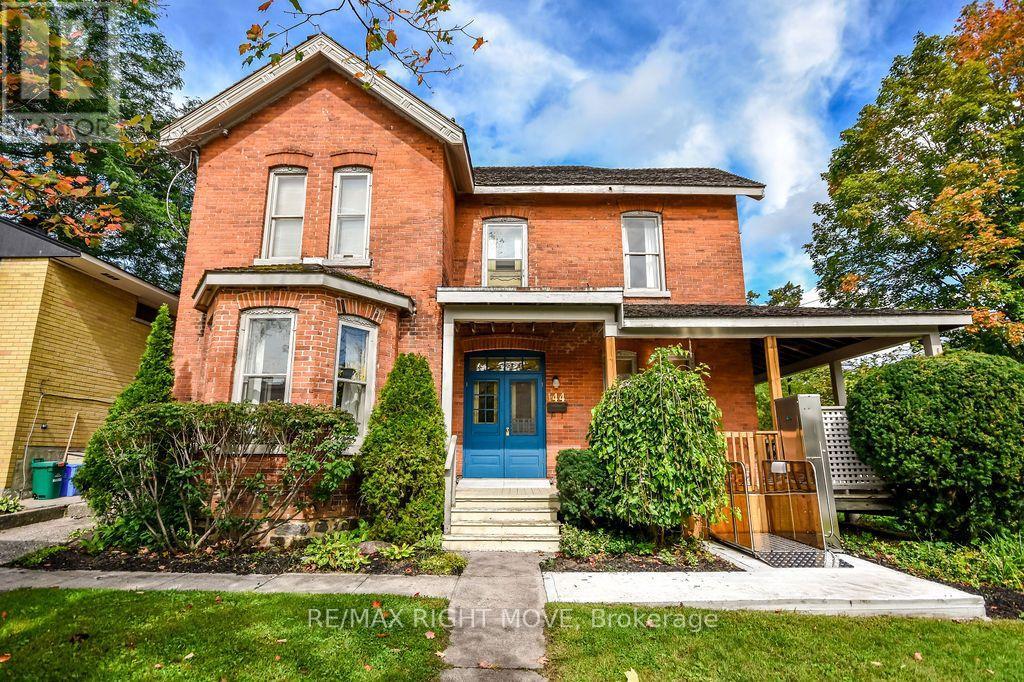 144 JARVIS STREET, Orillia — photo 2