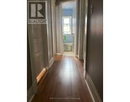 Bathroom - 242 Barnett Avenue, Midland, ON L4R1N1 Photo 9