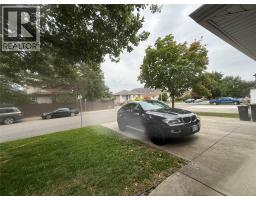 154 Ritchie Court, Kelowna, BC V1V1Z2 Photo 42