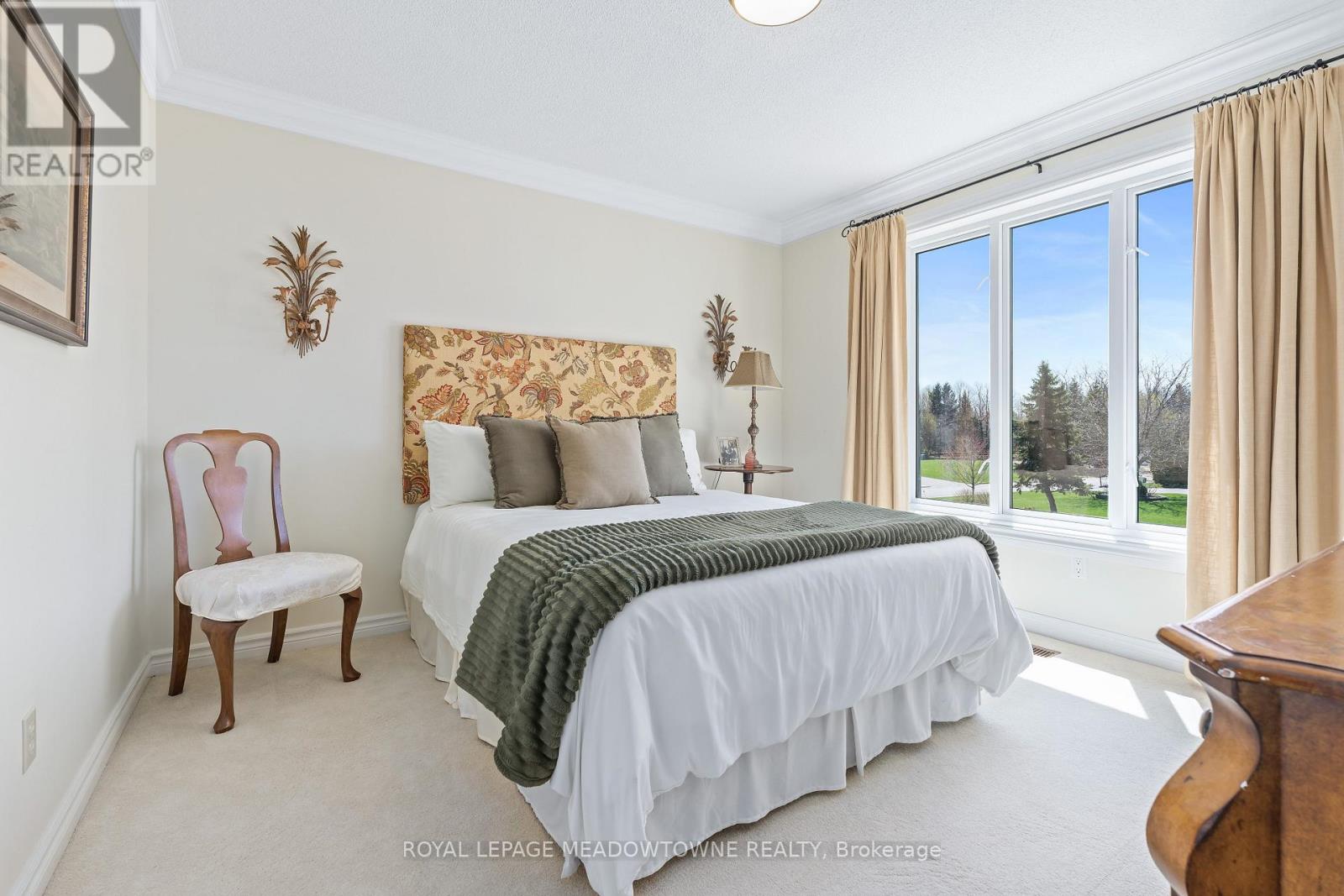 16 OAK RIDGE DRIVE - Image 37