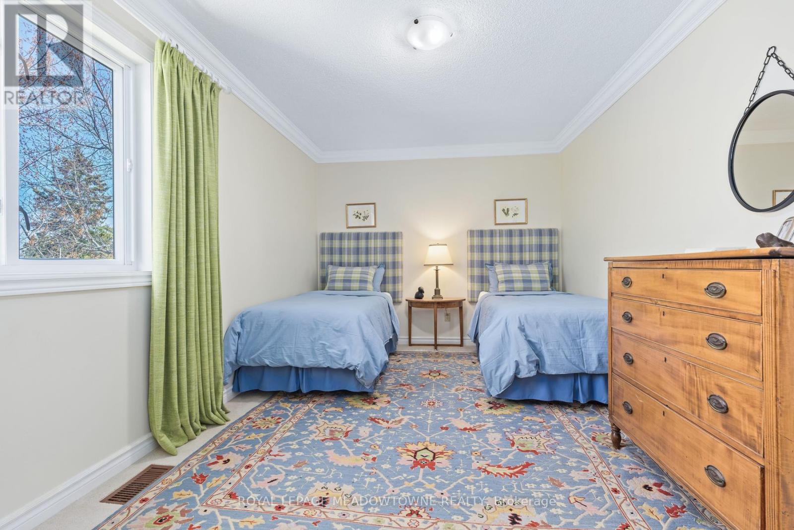 16 OAK RIDGE DRIVE - Image 38