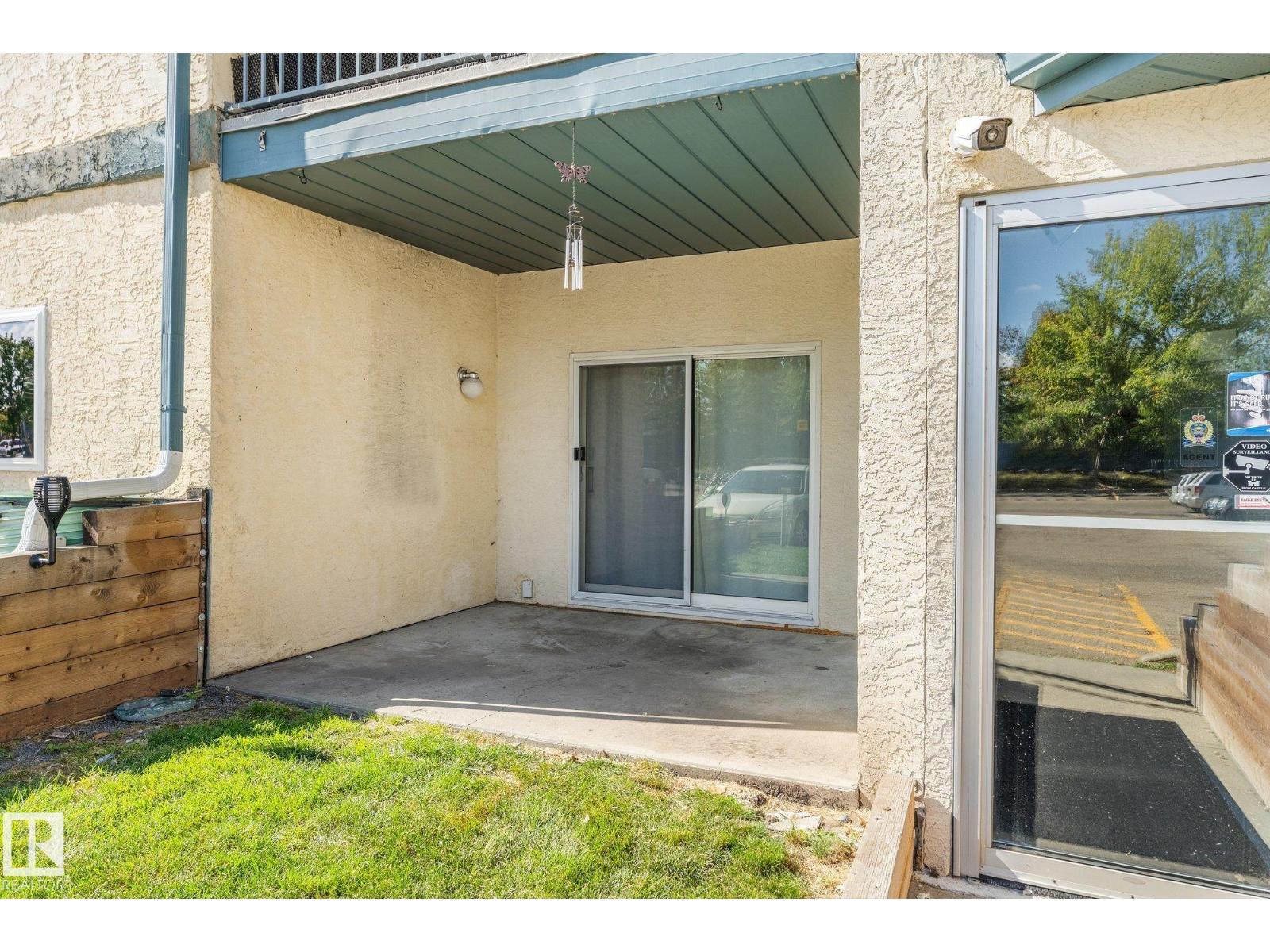 #104 2508 50 ST NW - 22