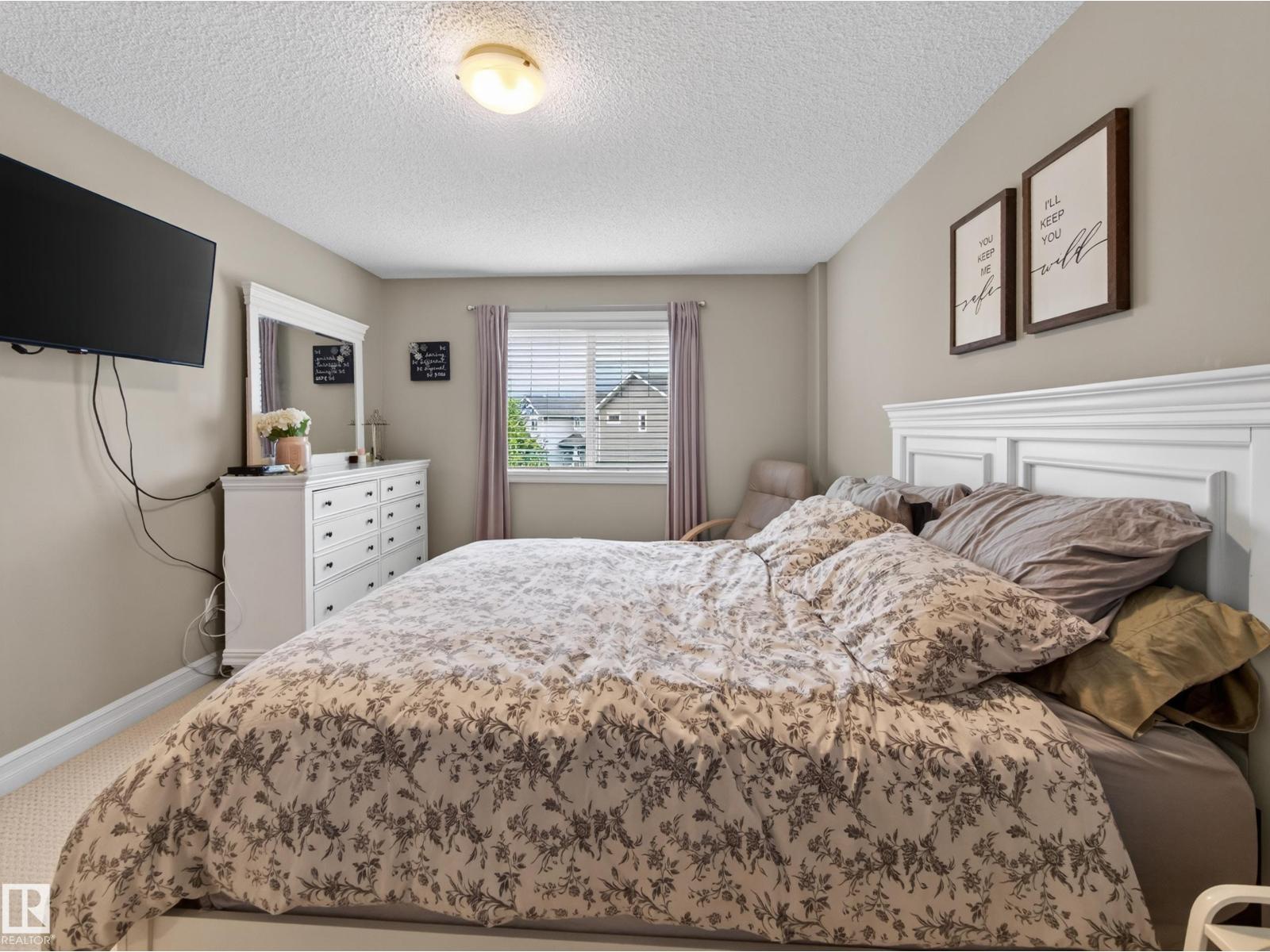 #79 219 CHARLOTTE WY - 33
